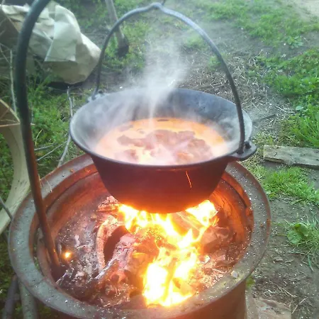 Csalavér-vendégvadászház Appartement Noszvaj